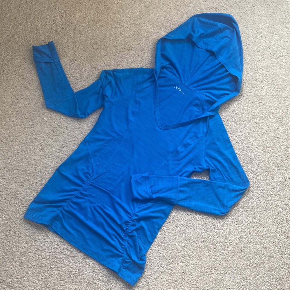 Zella Athletic long sleeve hooded shirt